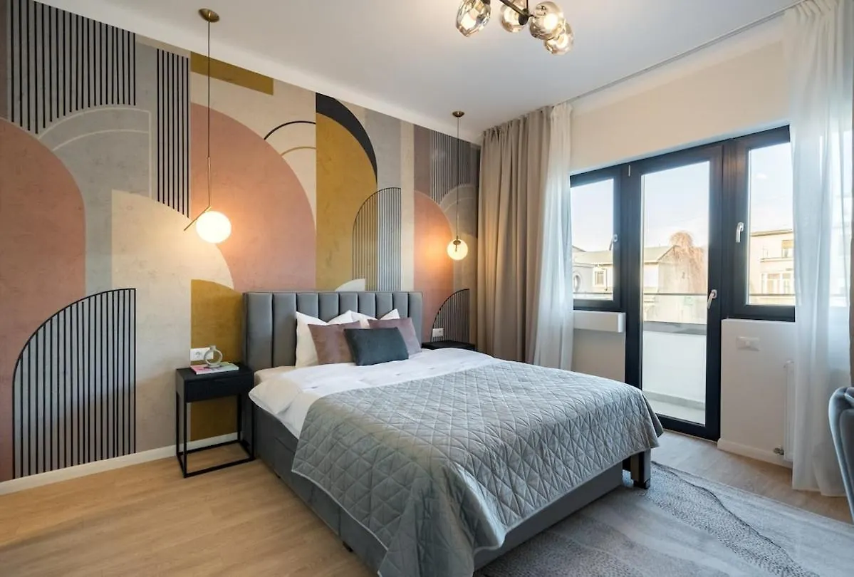Sunny 2Br Large Flat - Amzei Square Apartment Bucharest Romania